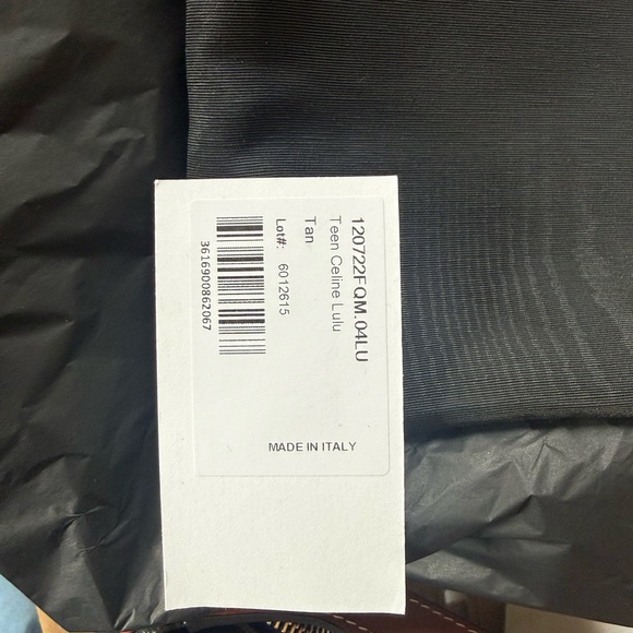 CELINE TEEN LULU IN TRIOMPHE NWT - tag, dustbag, and box from Celine boutique! - Picture 3 of 15